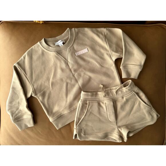 Reiss Nina kids Set Sweatshirt and Shorts camel color sz 4-5 - Picture 4 of 8